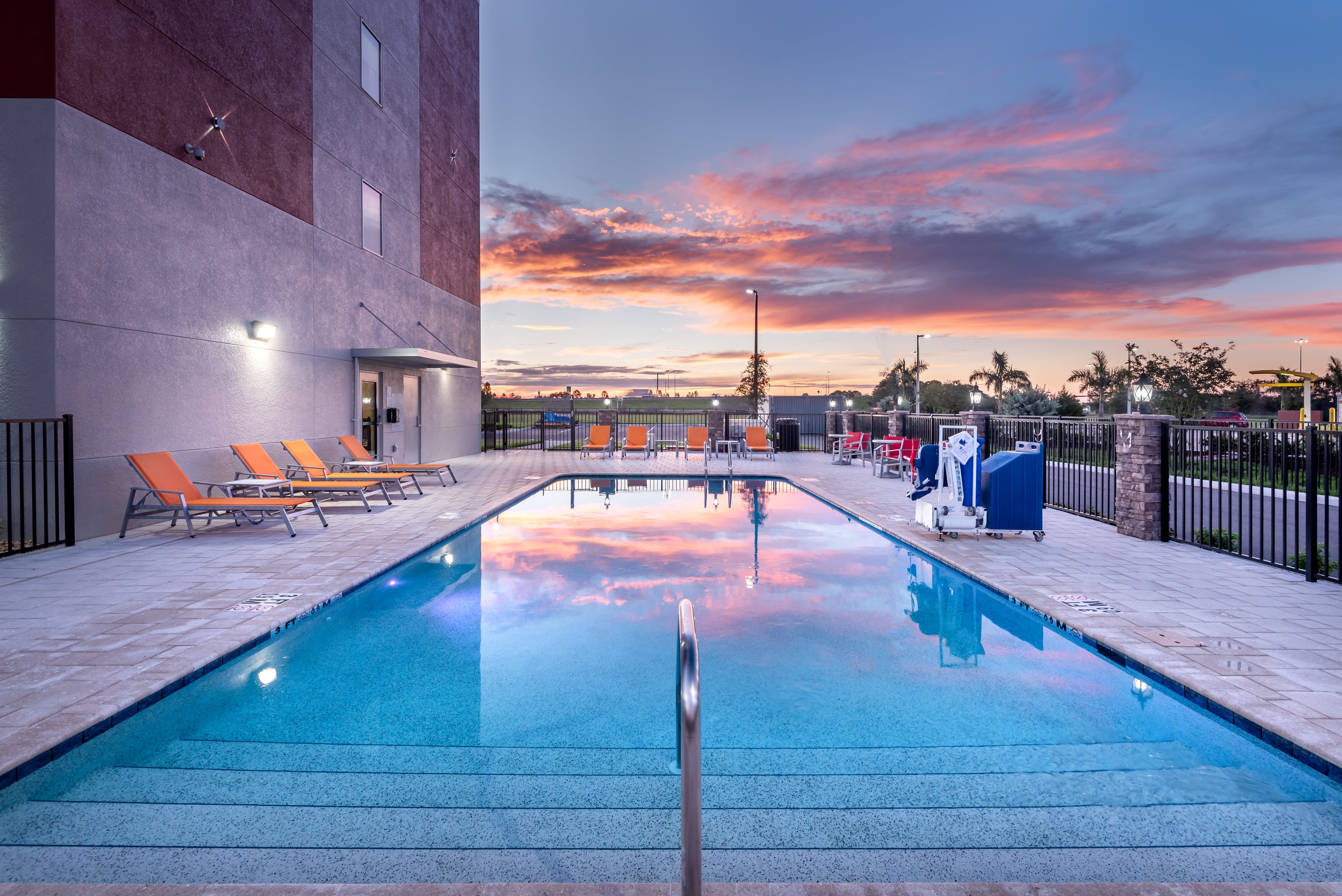 holiday inn express and suites punta gorda by ihg