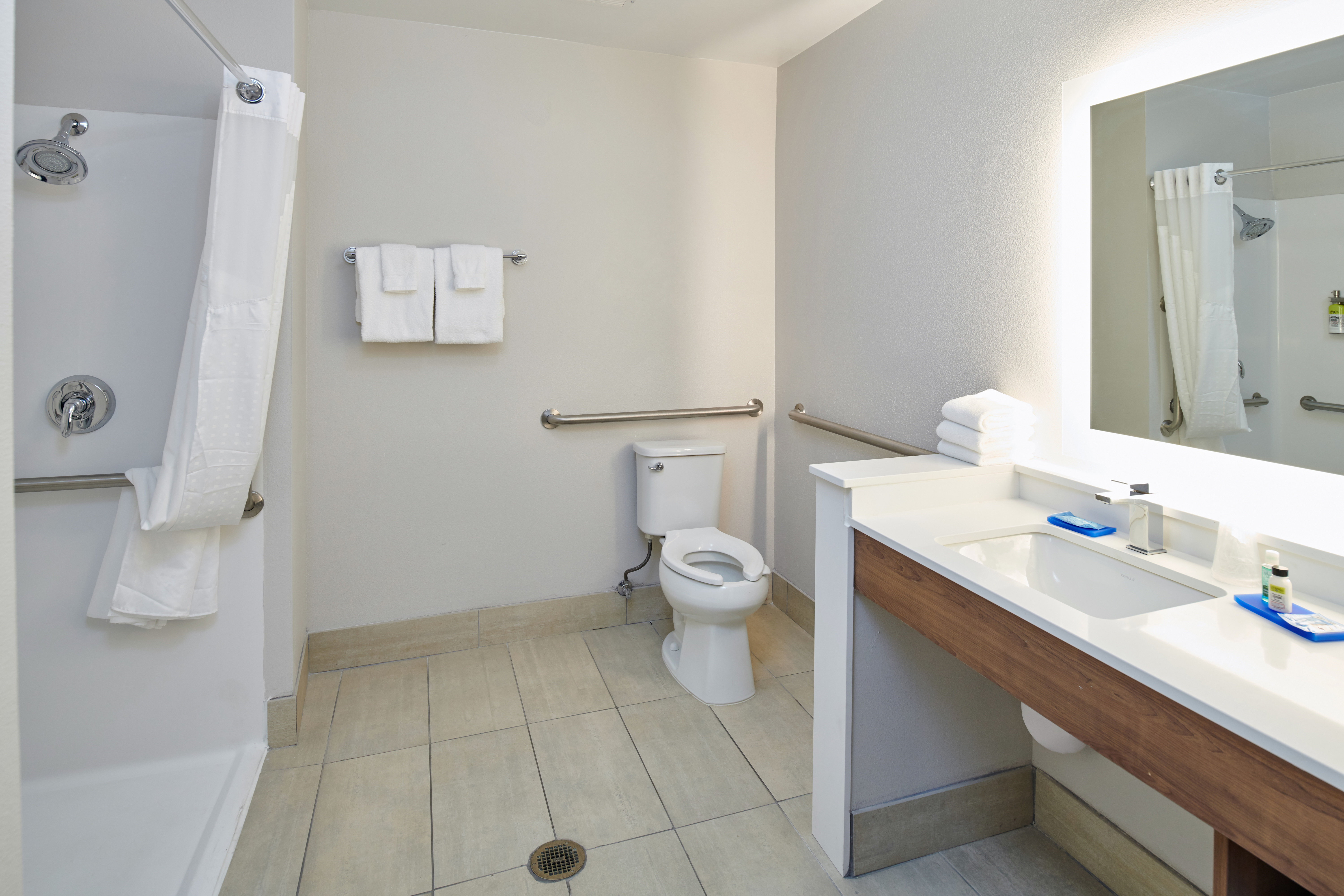 holiday inn express and suites el paso east by ihg