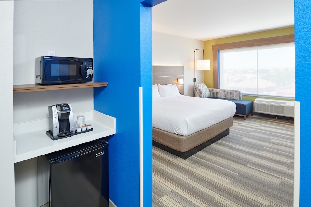 holiday inn express and suites el paso east by ihg