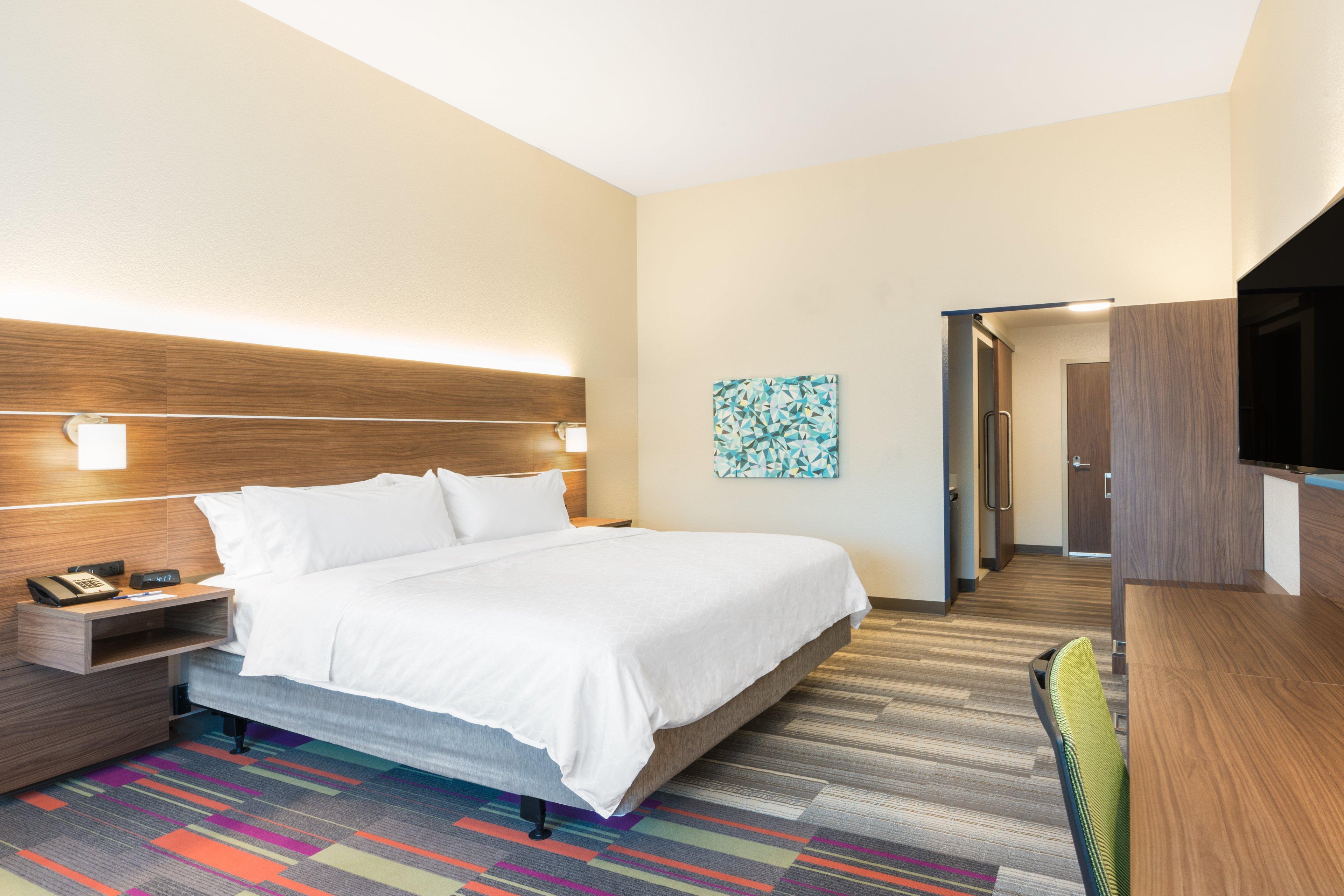 holiday inn express and suites lake havasu london bridge