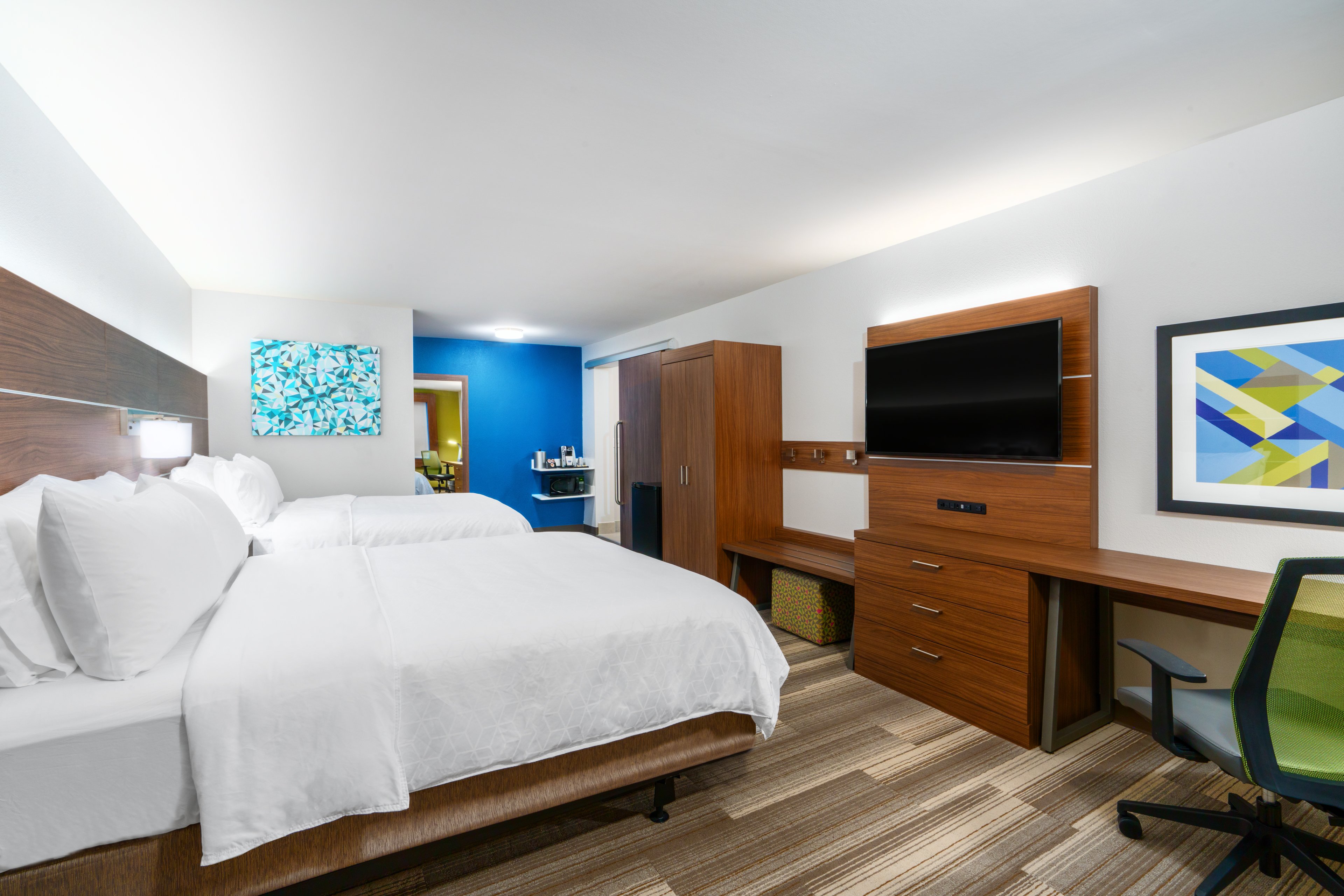 holiday inn express and suites lake havasu london bridge