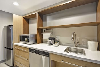 home2 suites by hilton columbus airport east broad