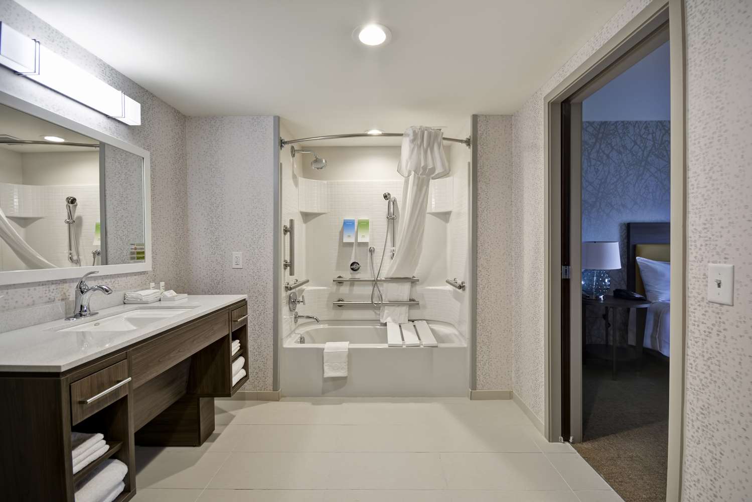 home2 suites by hilton columbus airport east broad