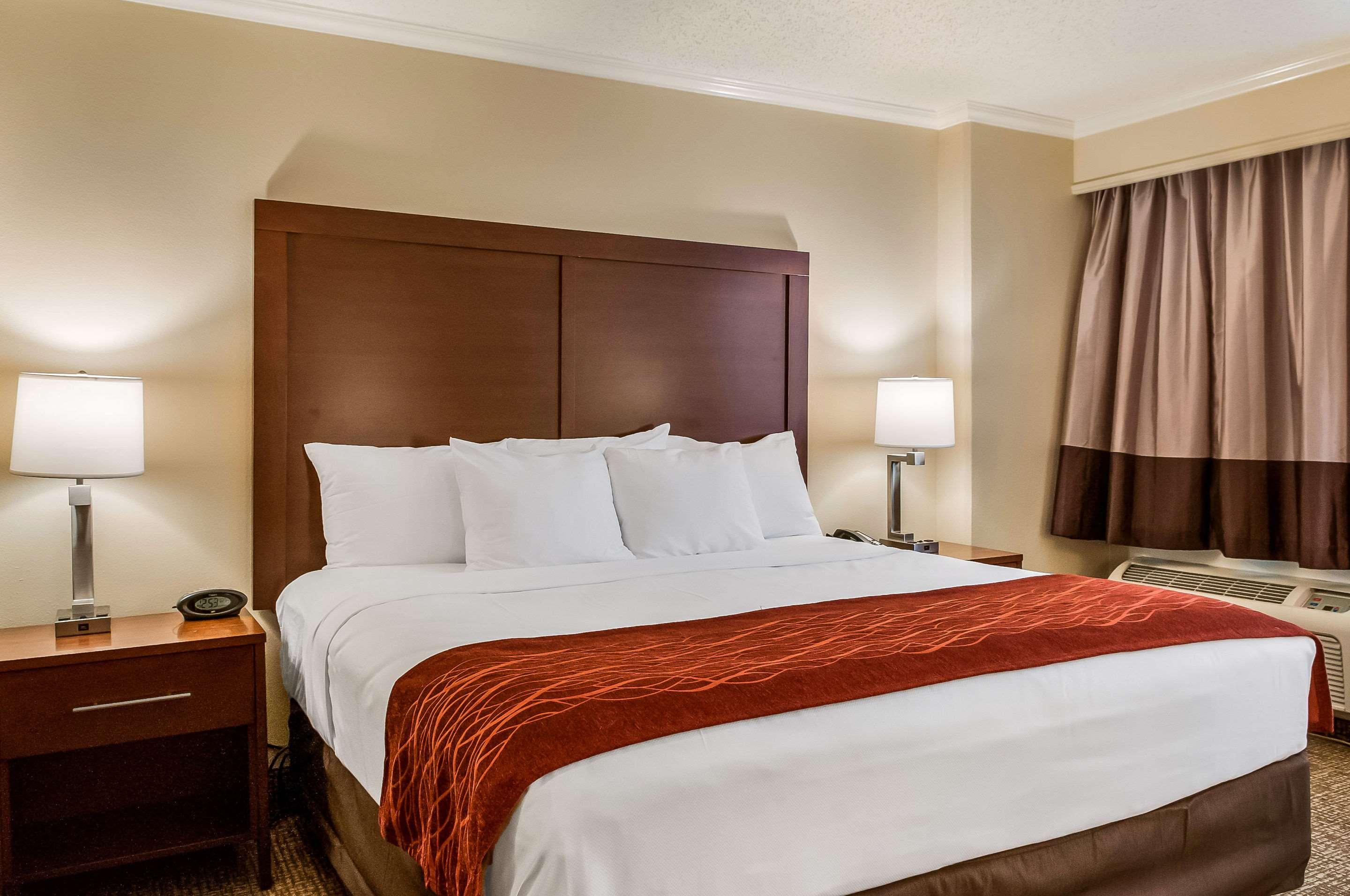 comfort inn and suites at copeland tower