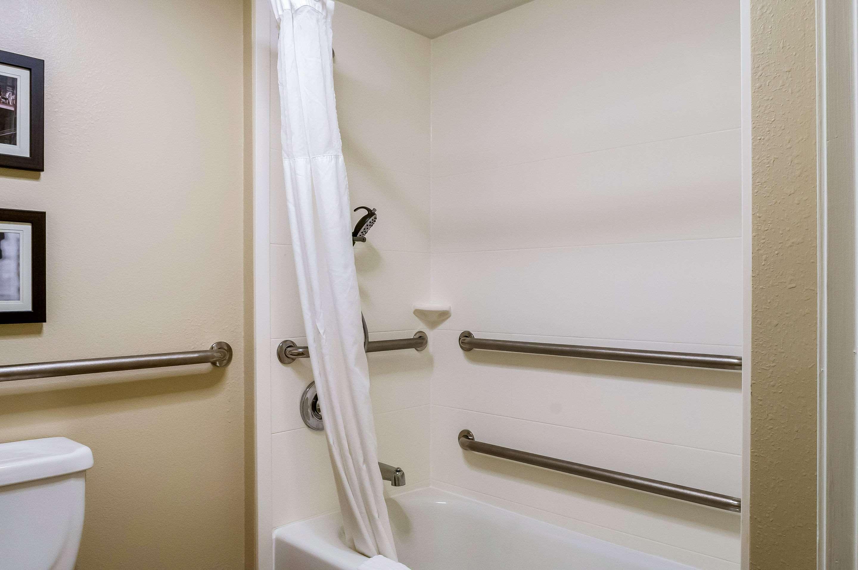 comfort inn and suites at copeland tower