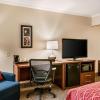 comfort inn and suites at copeland tower