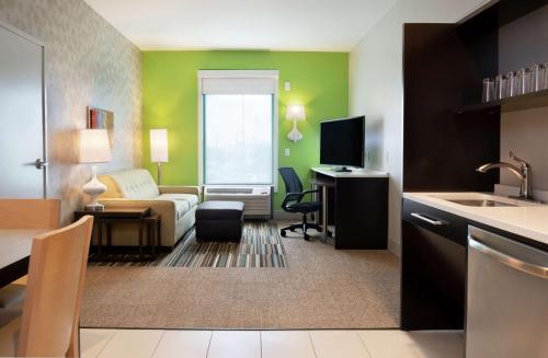 home2 suites by hilton indianapolis south greenwood