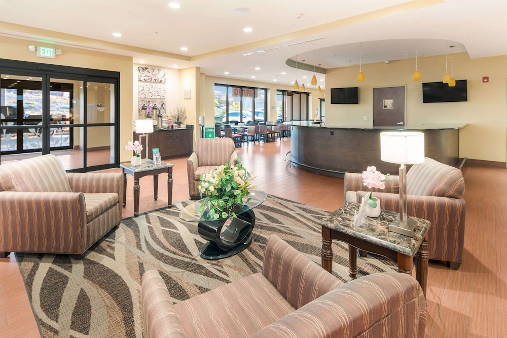 sleep inn and suites hurricane zion park area
