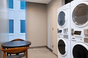 element austin downtown