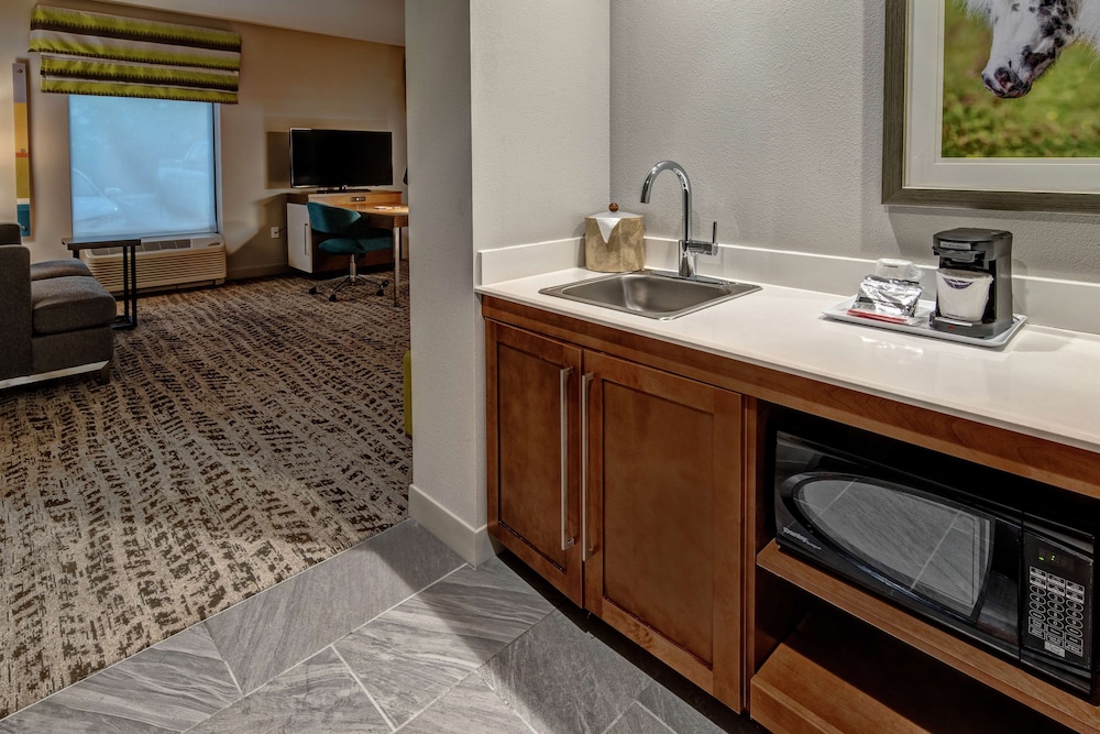 hampton inn and suites nashville goodlettsville