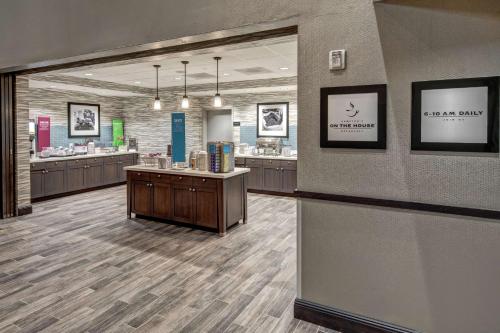 hampton inn and suites nashville goodlettsville