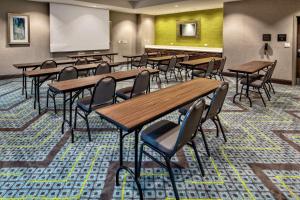 hampton inn and suites nashville goodlettsville