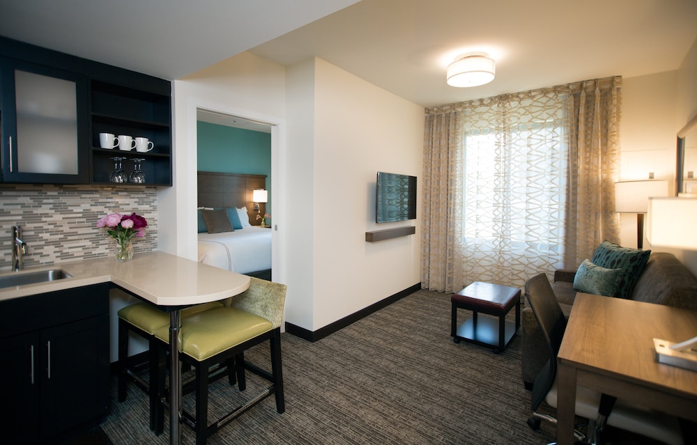 staybridge suites seattle south lake union by ihg