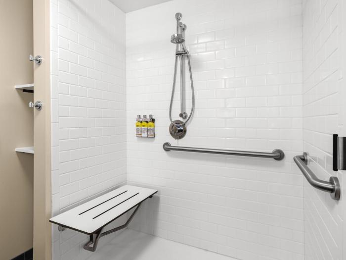 staybridge suites seattle south lake union by ihg