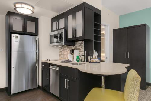 staybridge suites seattle south lake union by ihg