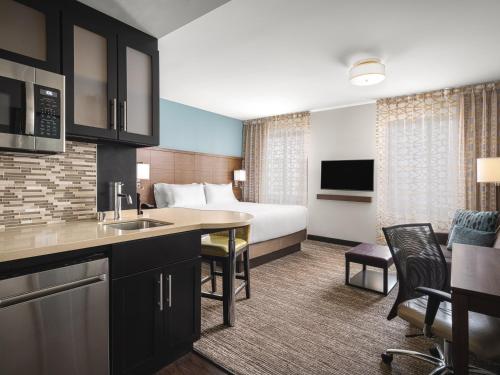 staybridge suites seattle south lake union by ihg