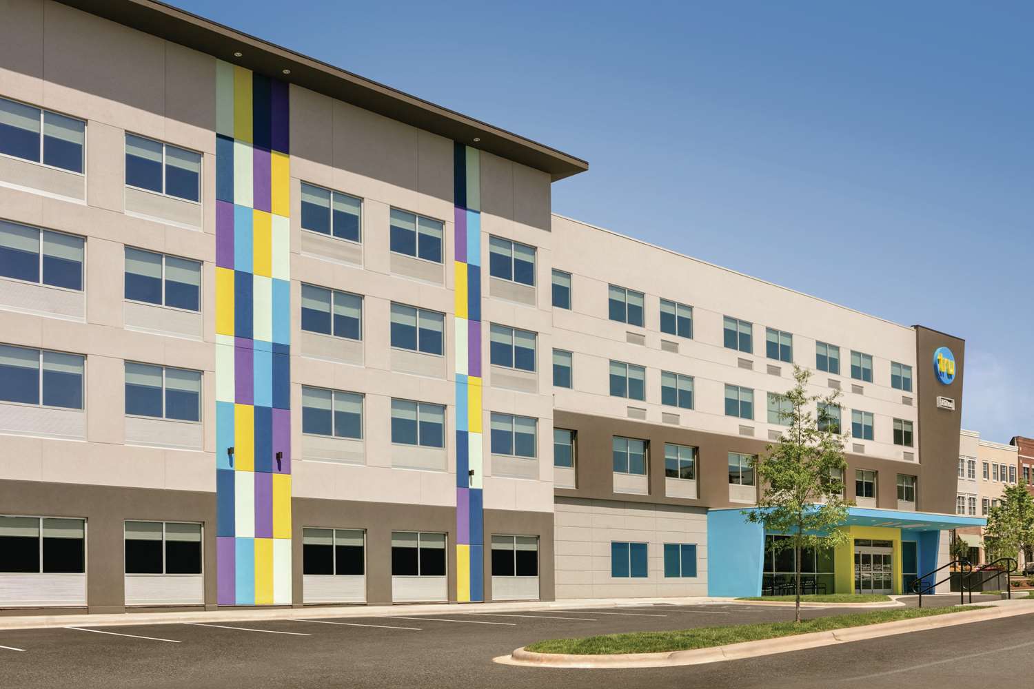 tru by hilton charlotte ayrsley