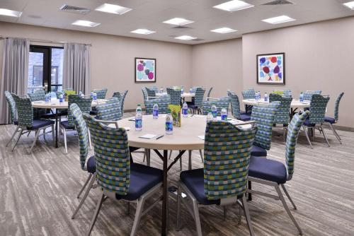 homewood suites by hilton des moines airport