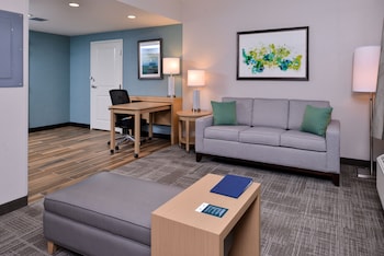Homewood Suites By Hilton Des Moines Airport,Millman>>Des Moines,3 star