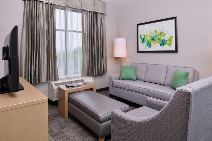 homewood suites by hilton des moines airport
