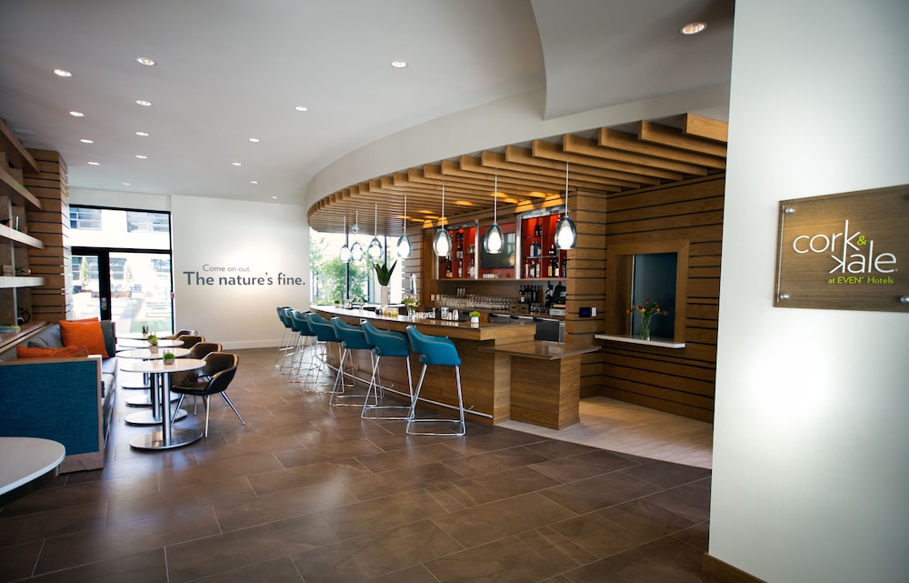 even hotel seattle downtown lake union by ihg