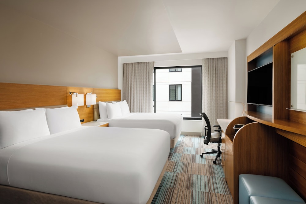 even hotel seattle downtown lake union by ihg