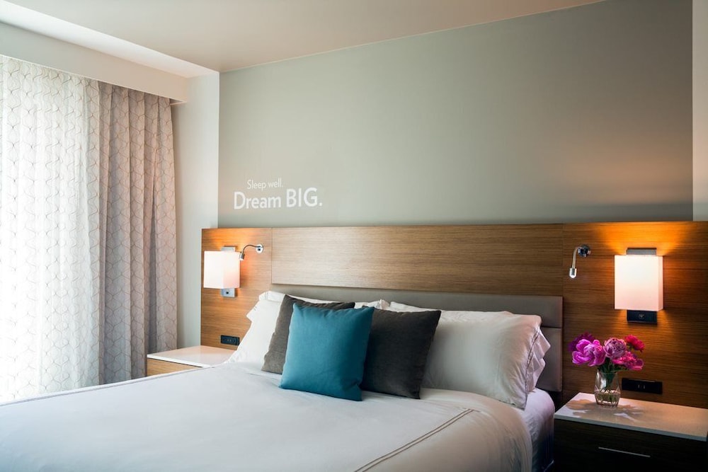 even hotel seattle downtown lake union by ihg