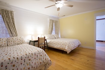 swamp rabbit inn travelers rest