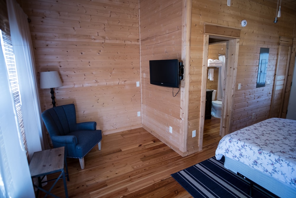 swamp rabbit inn travelers rest