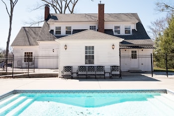 swamp rabbit inn travelers rest