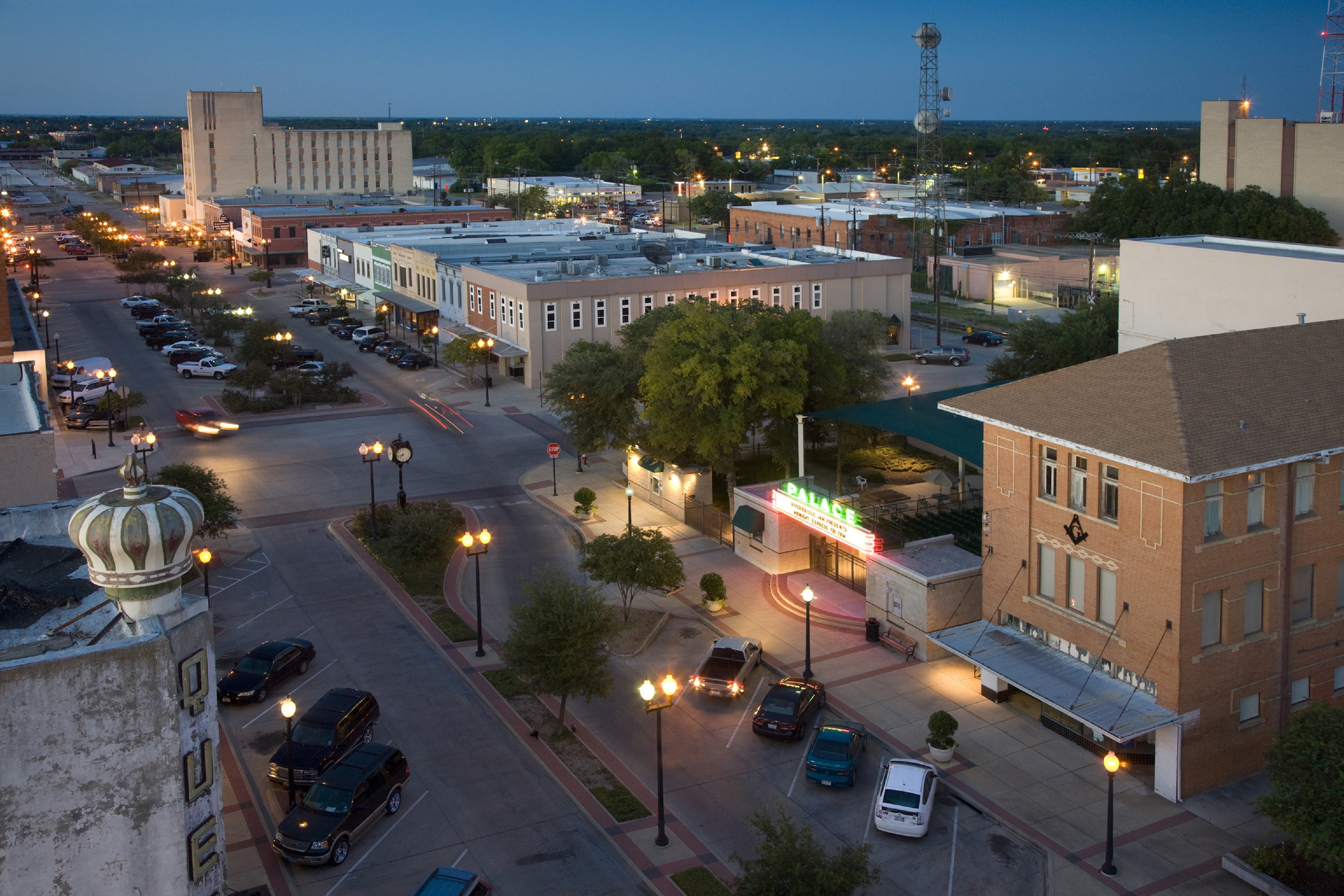 holiday inn express and suites bryan