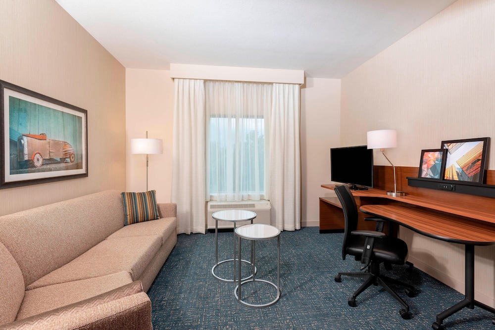 Fairfield Inn & Suites By Marriott Indianapolis Carmel,Hamilton County>>Carmel,3 star
