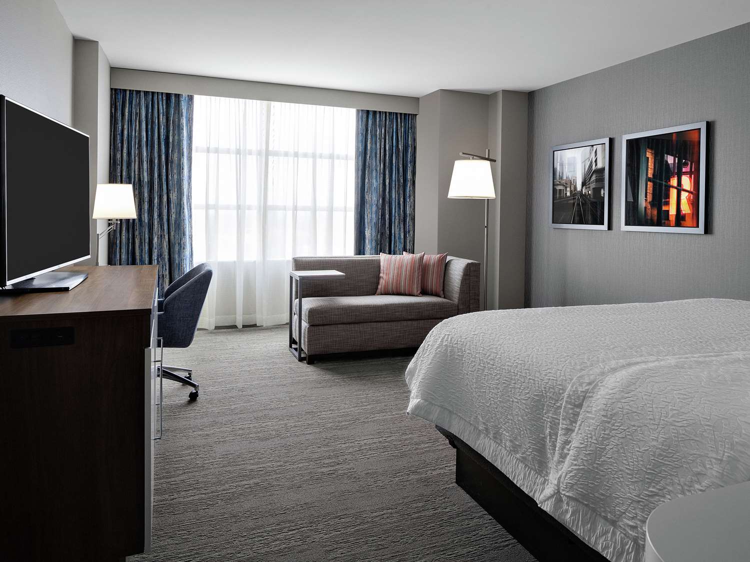 hampton inn chicago mccormick place