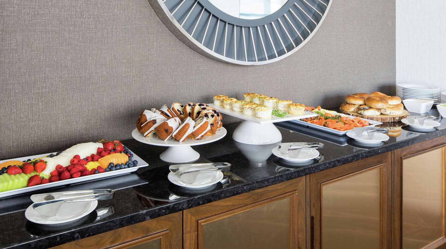 hampton inn chicago mccormick place