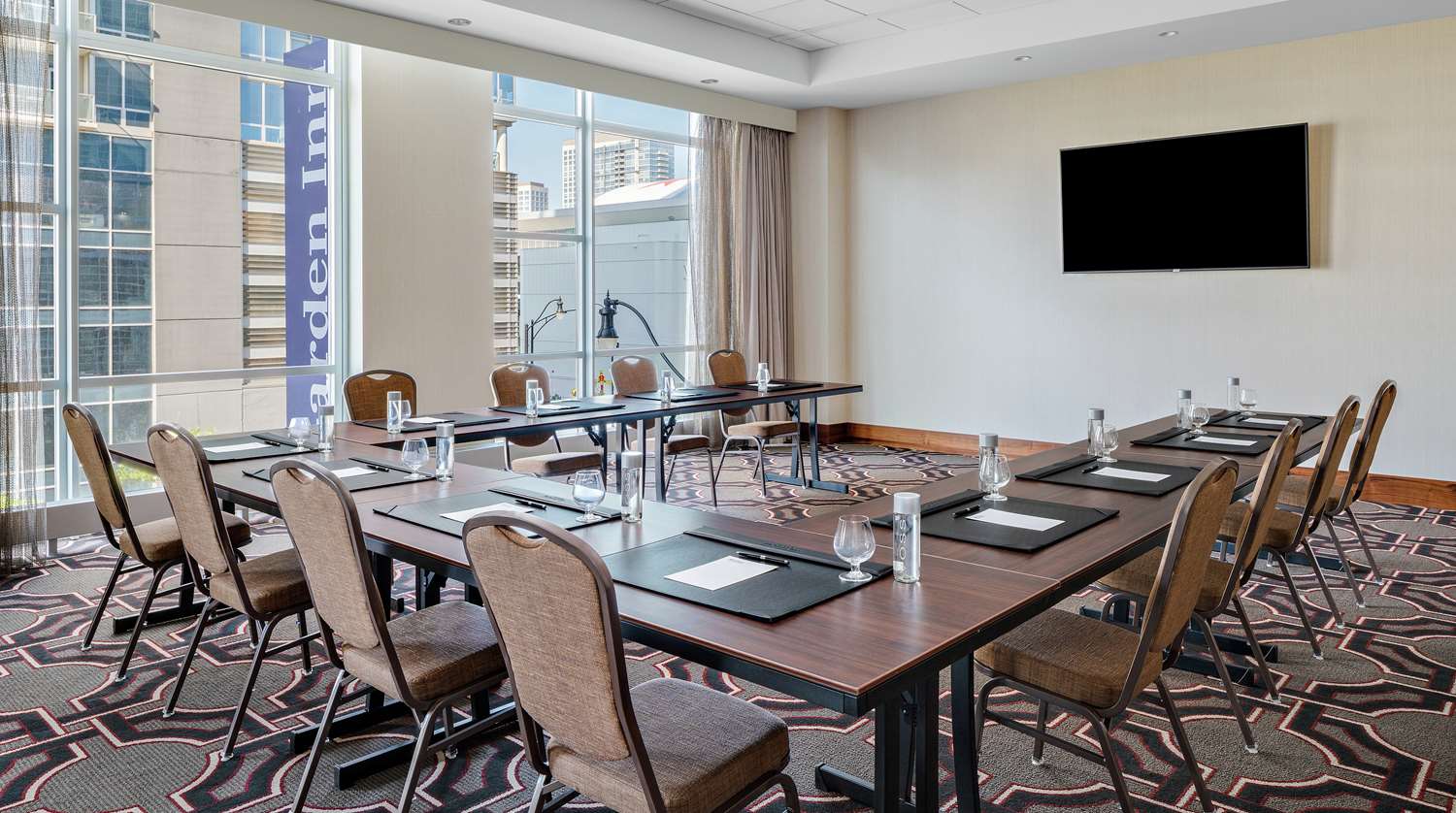 hampton inn chicago mccormick place