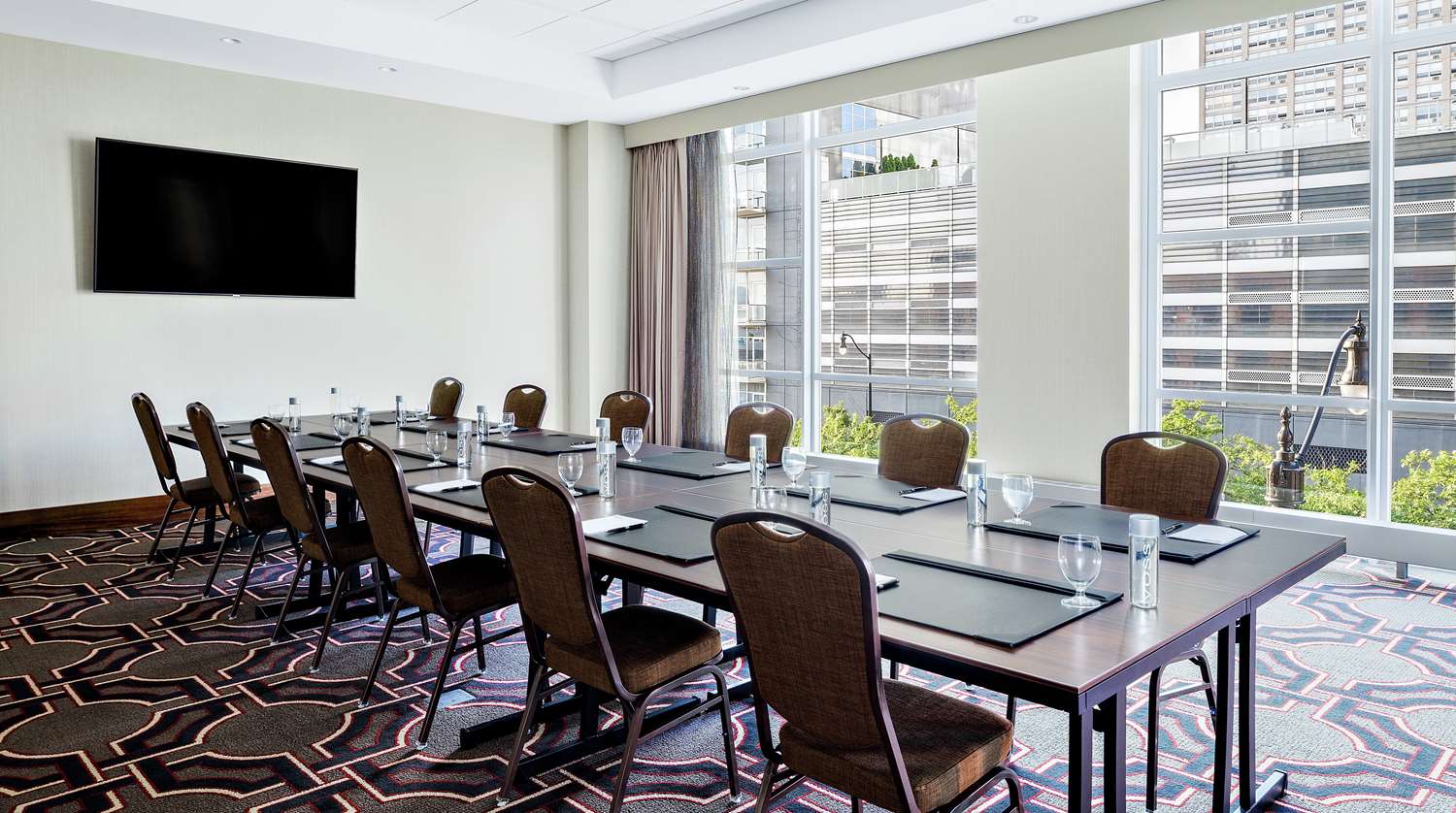 hampton inn chicago mccormick place