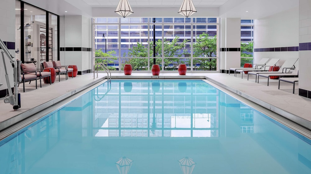 hampton inn chicago mccormick place