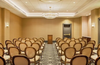 the virginian lynchburg curio collection by hilton