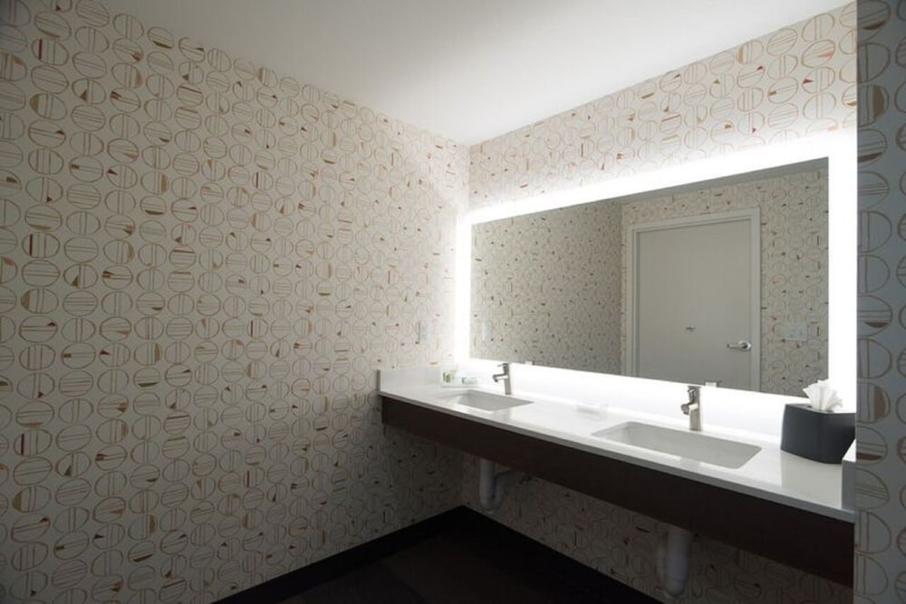 holiday inn lexington hamburg by ihg