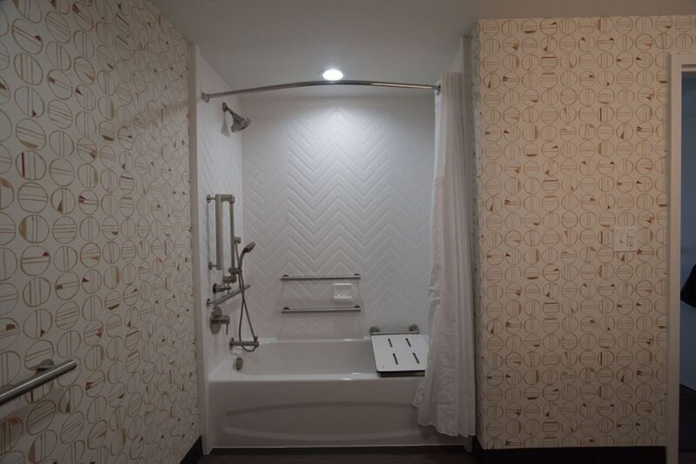 holiday inn lexington hamburg by ihg