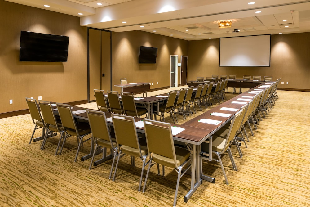 holiday inn lexington hamburg by ihg