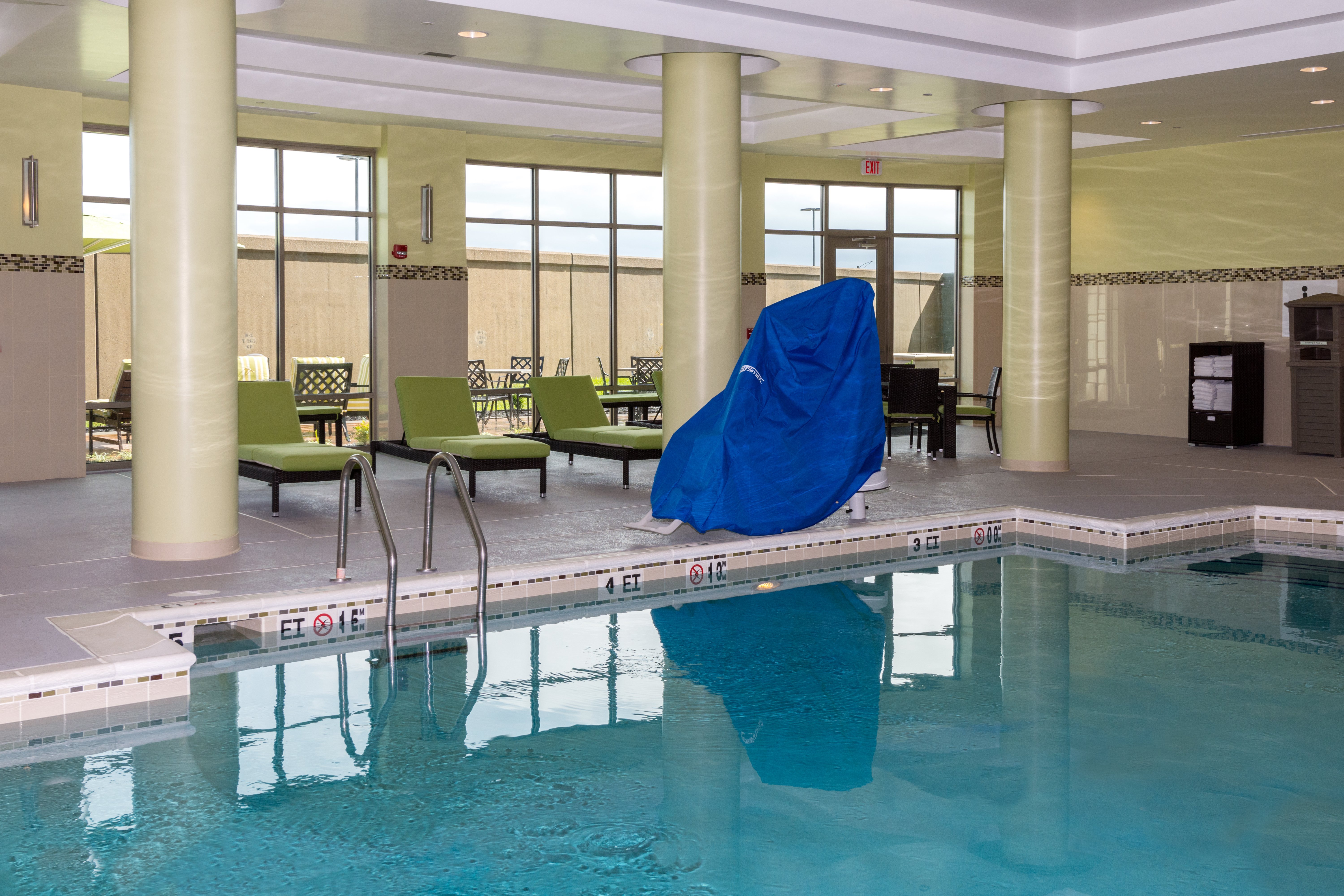holiday inn lexington hamburg by ihg