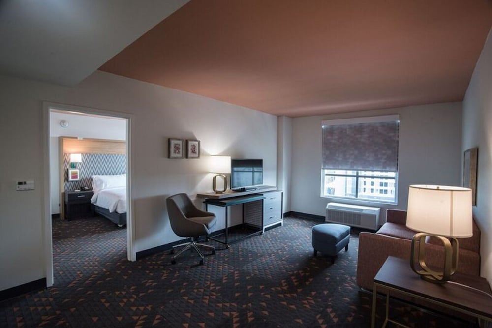 holiday inn lexington hamburg by ihg