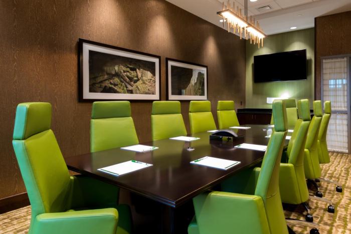 holiday inn lexington hamburg by ihg