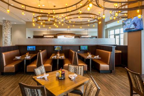 holiday inn lexington hamburg by ihg