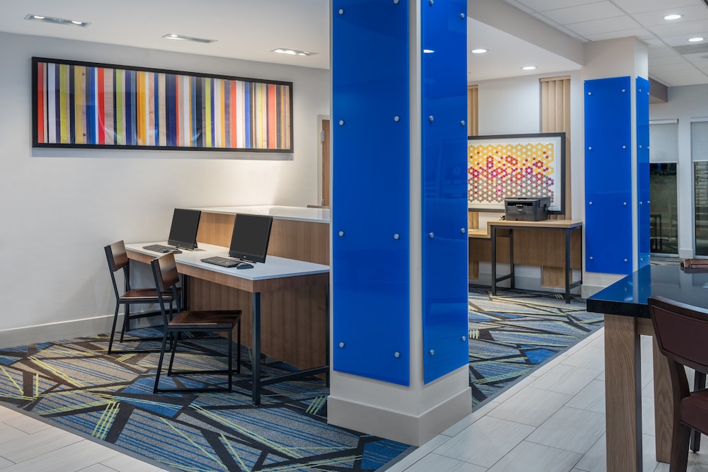holiday inn express and suites missouri city west