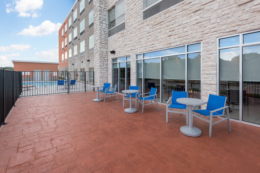 holiday inn express and suites missouri city west
