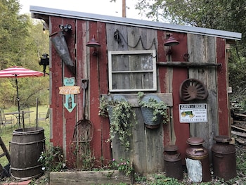 the ashe farm bed and breakfast