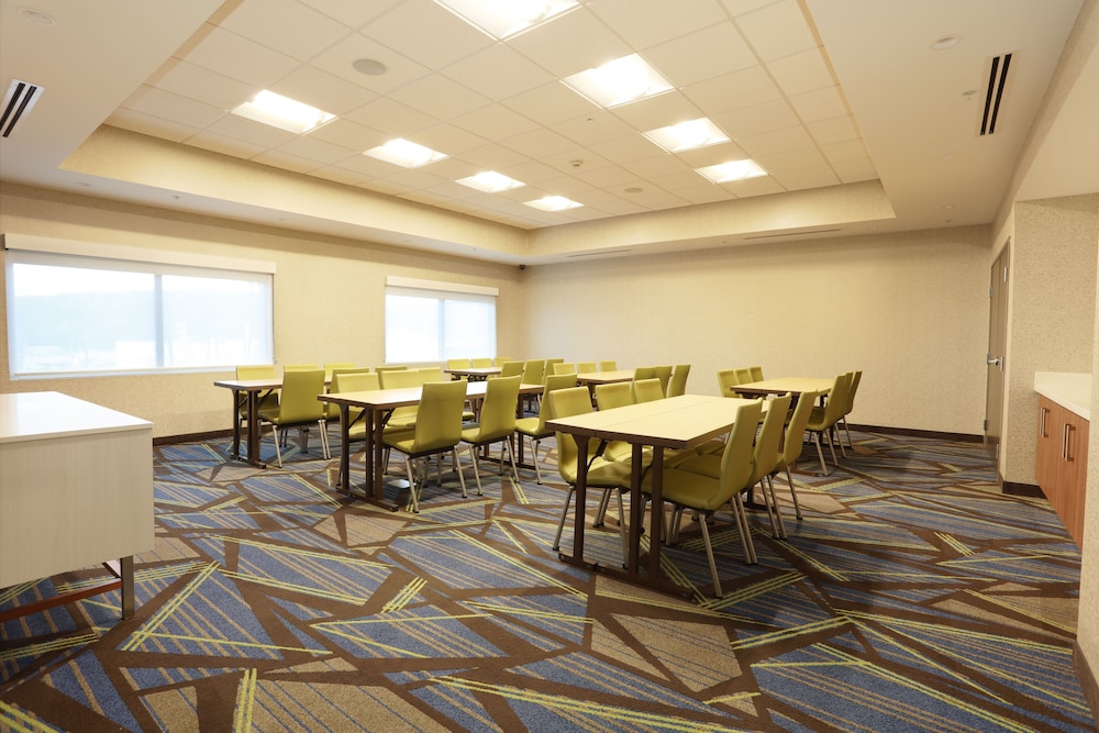 holiday inn express oneonta by ihg