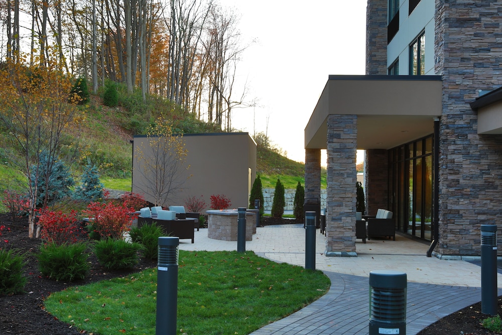 holiday inn express oneonta by ihg